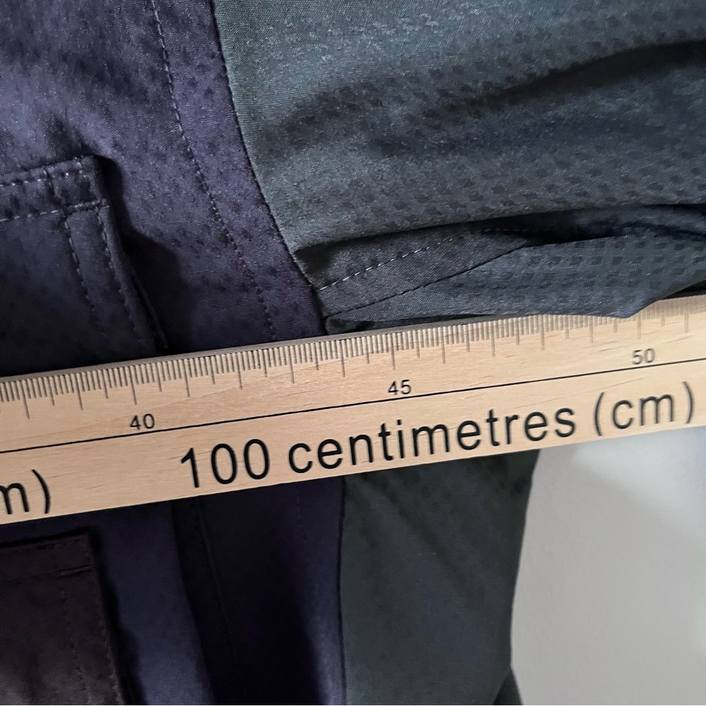 ACG DRI-FIT ADV UV DEVASTATION TRAIL JACKET - Picture 8 of 8